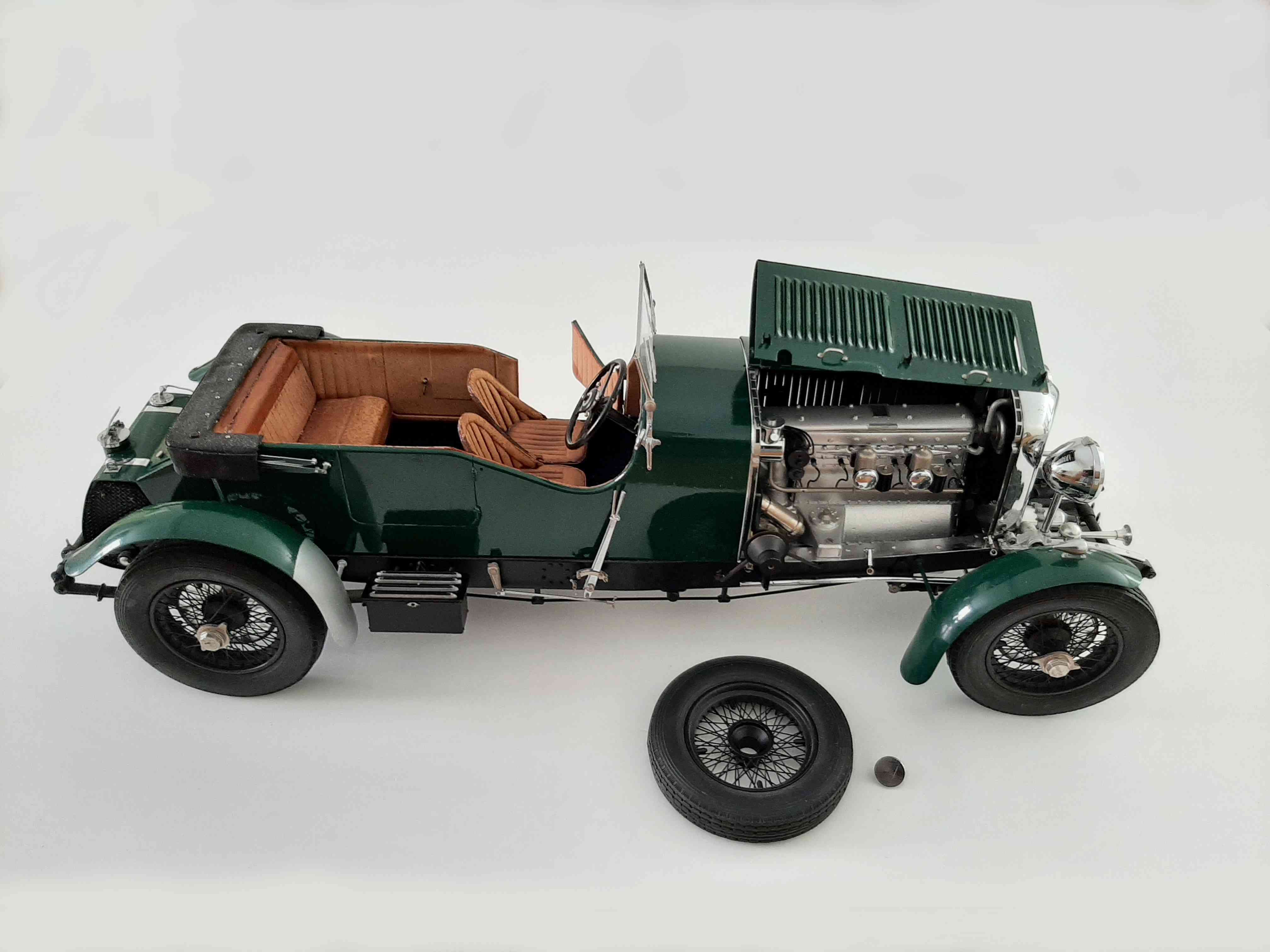 Fulgurex : Bentley eight with engine 1/12 scale